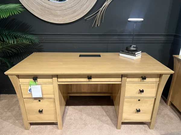 WG87DE Marco Executive Desk by Mavin Furniture - Image 2