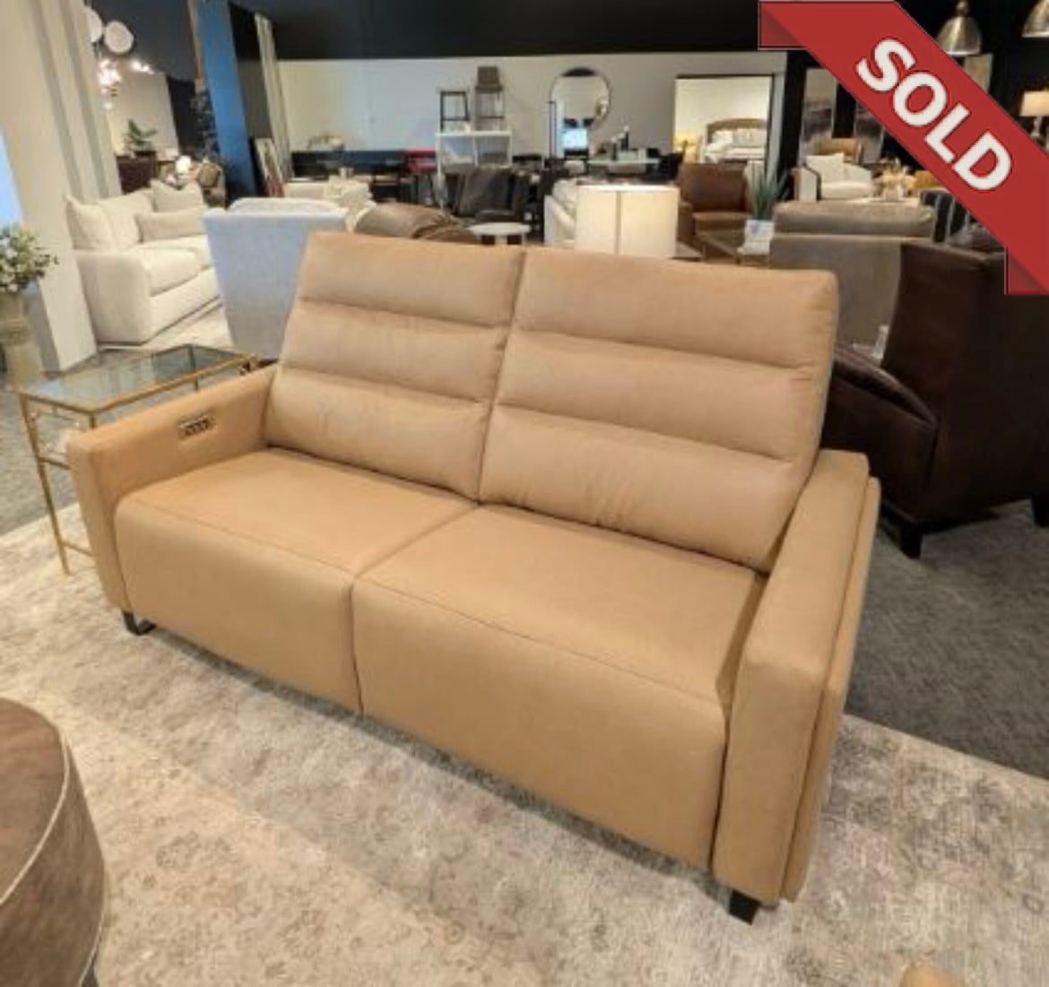 ER33 Elran Flavie Wide Sofa