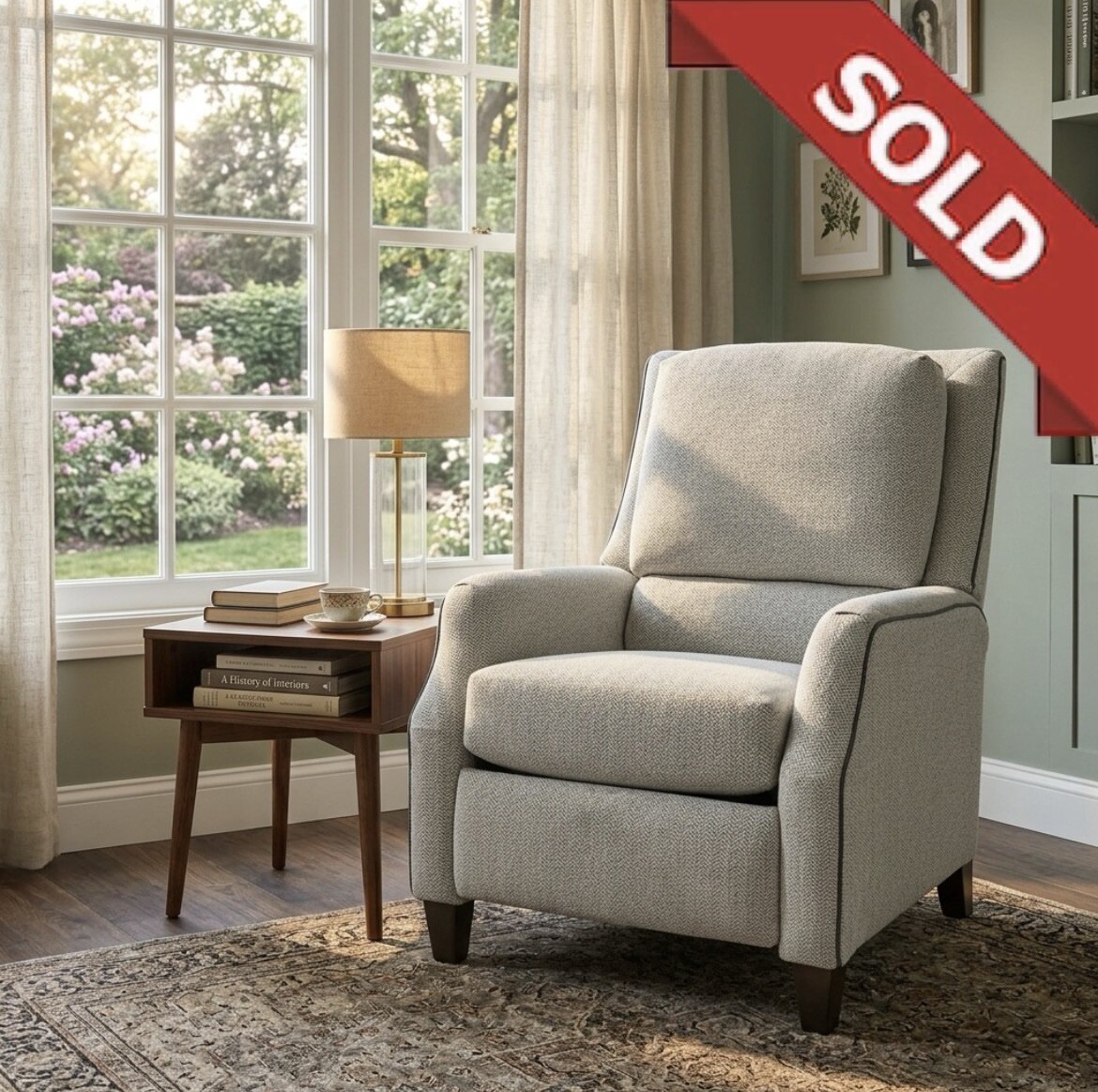 *NIL 722-33 Pressback Recliner by Smith Brothers Furniture