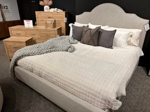 VB12 Vaughan Bassett Tide & Timber bedroom group