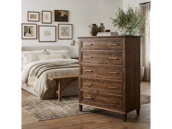 WG95CH Mavin South Port Chest